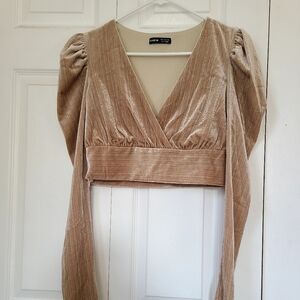 SHEIN - VNECK LONG SLEEVE TOP M